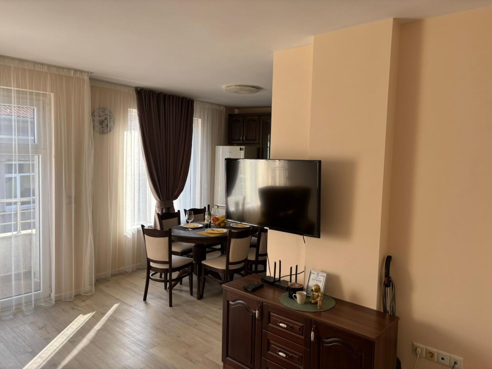 Grand Apartment Bogoridi - Top Center Near To Sea And Sea Garden Burgas ภายนอก รูปภาพ